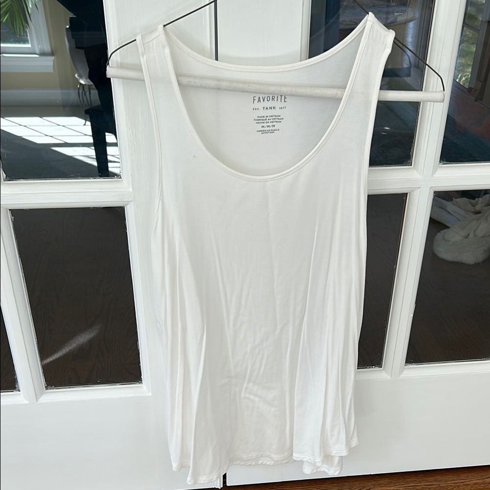 American Eagle Outfitters White Sleeveless Relaxed Tank Top🌿